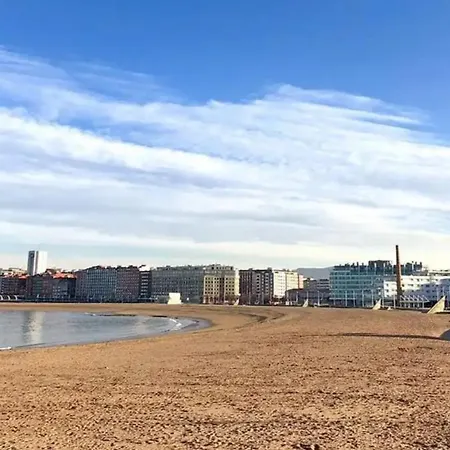 Apto. Vista Playa Poniente * Gijón