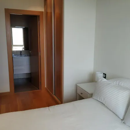 Apto. Vista Playa Poniente Διαμέρισμα *